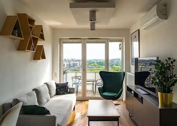Konopnicka 61 Top Floor
